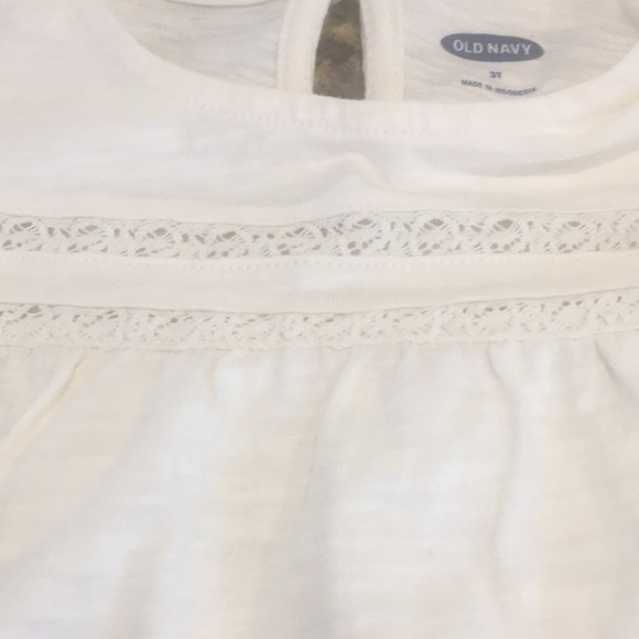 Old Navy Girls Top NEW Size 3T S/S cream color Dress With Cutout Crochet Design - Picture 5 of 8